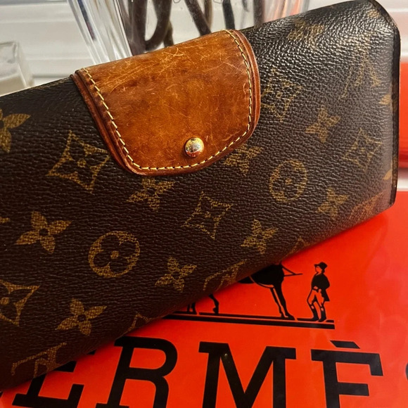 ⭐️Louis Vuitton Monogram Boetie Authentic - Great condition! - Picture 10 of 12